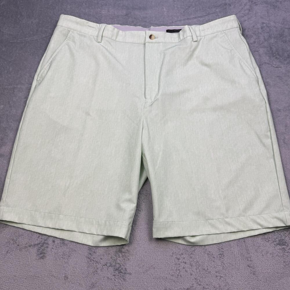 Greg Norman Golf Shorts Mens 42 Green Stripe Performance Stretch 10 Inseam